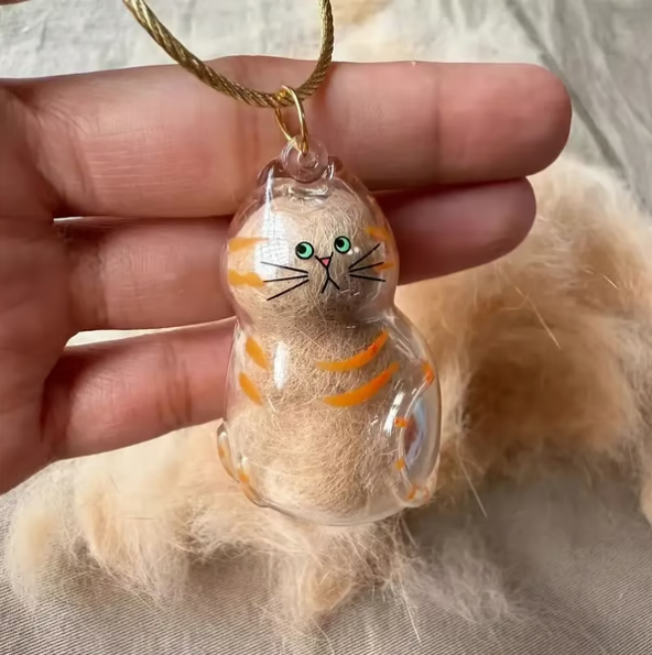 Pet Hair Memorial Capsule Keychain